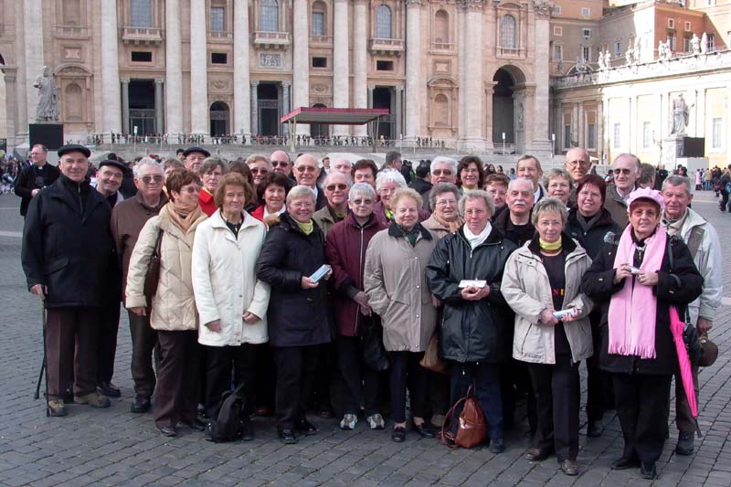 Harmonica Sound vor dem Petersdom